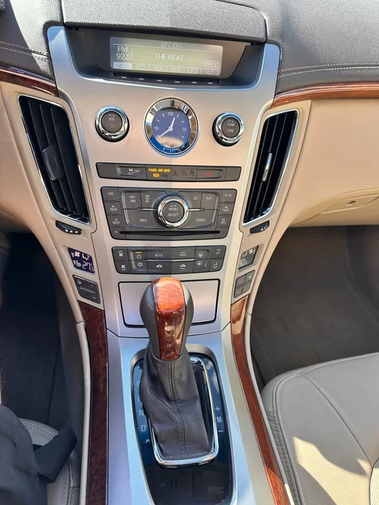 2010 Cadillac CTS 2nd Gen - Image 14 of 15