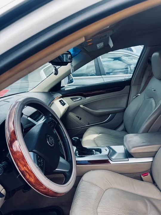 2010 Cadillac CTS 2nd Gen - Image 6 of 9