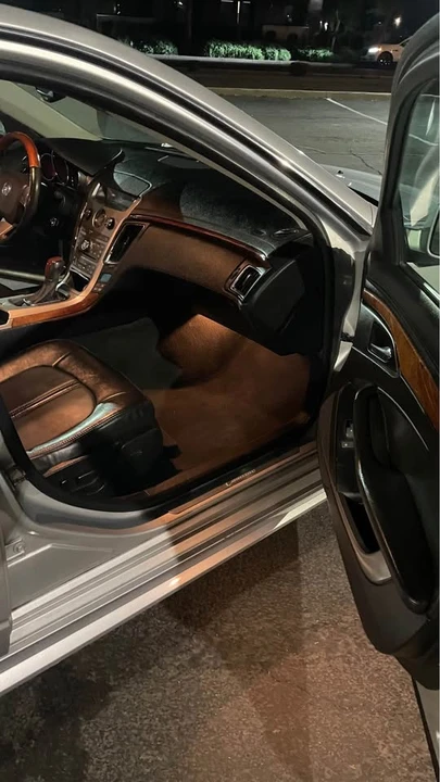 2010 Cadillac CTS 2nd Gen - Image 8 of 12