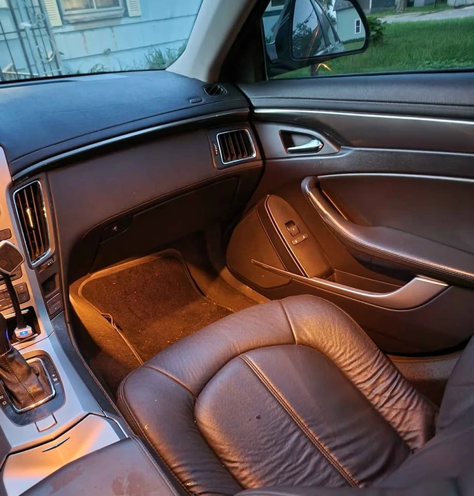 2010 Cadillac CTS 2nd Gen - Image 7 of 8