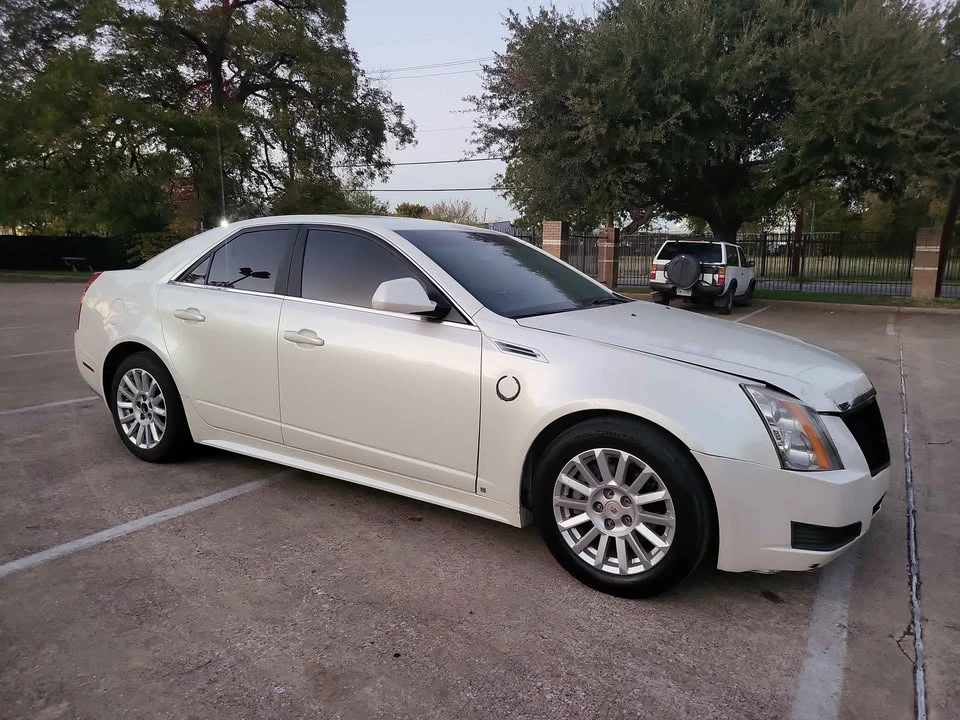 2010 Cadillac CTS 2nd Gen - Image 2 of 9