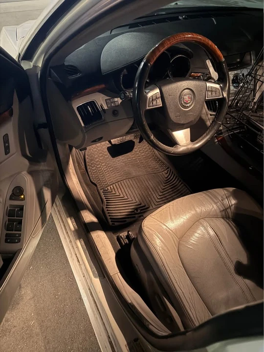 2010 Cadillac CTS 2nd Gen - Image 2 of 2