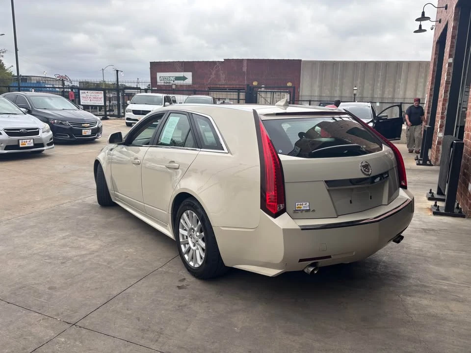 2010 Cadillac CTS 2nd Gen - Image 5 of 12