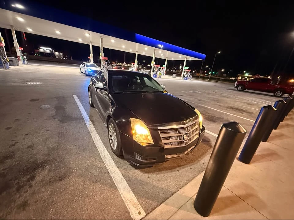 2010 Cadillac CTS 2nd Gen - Image 2 of 8