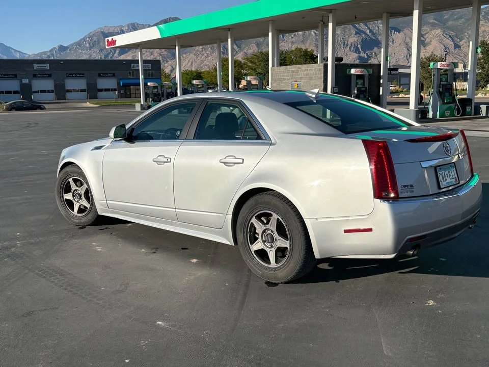 2010 Cadillac CTS 2nd Gen - Image 2 of 9