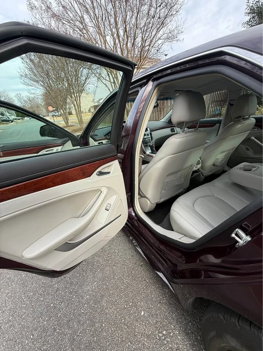 2010 Cadillac CTS 2nd Gen - Image 12 of 16