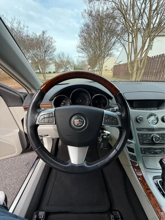 2010 Cadillac CTS 2nd Gen - Image 13 of 16