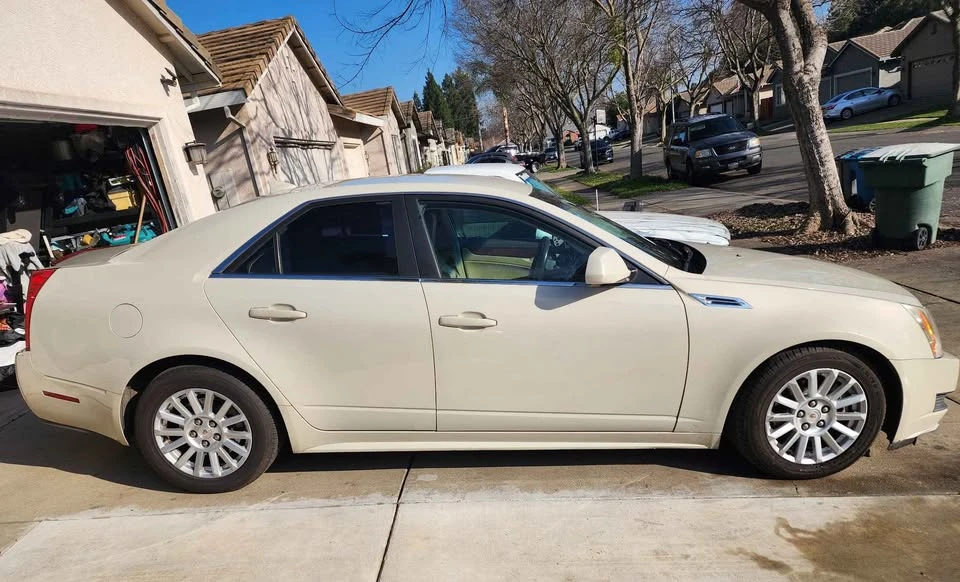 2010 Cadillac CTS 2nd Gen - Image 2 of 18