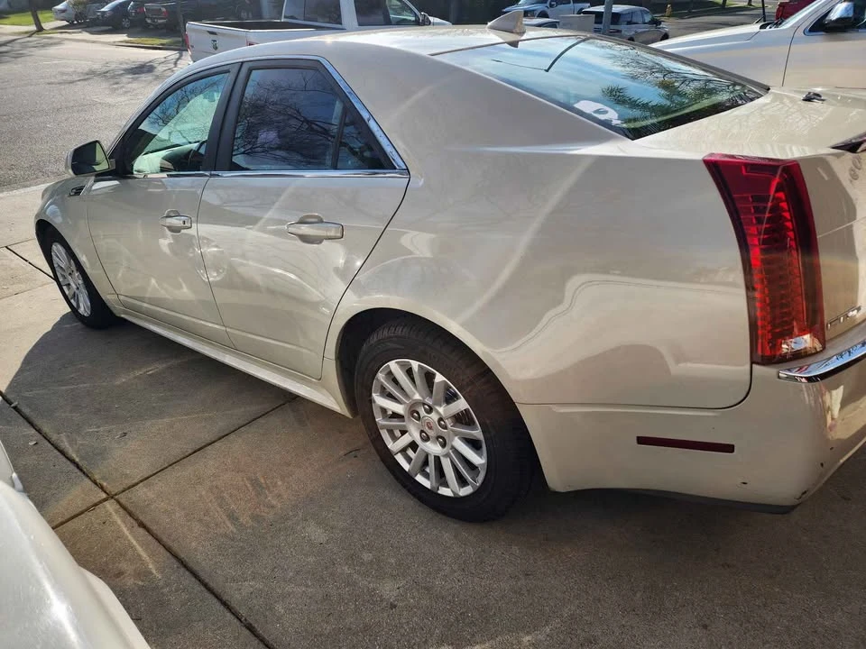 2010 Cadillac CTS 2nd Gen - Image 5 of 18