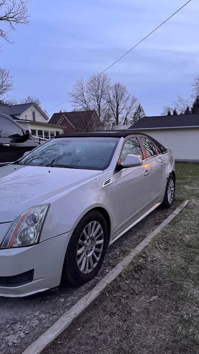2010 Cadillac CTS 2nd Gen - Image 2 of 10
