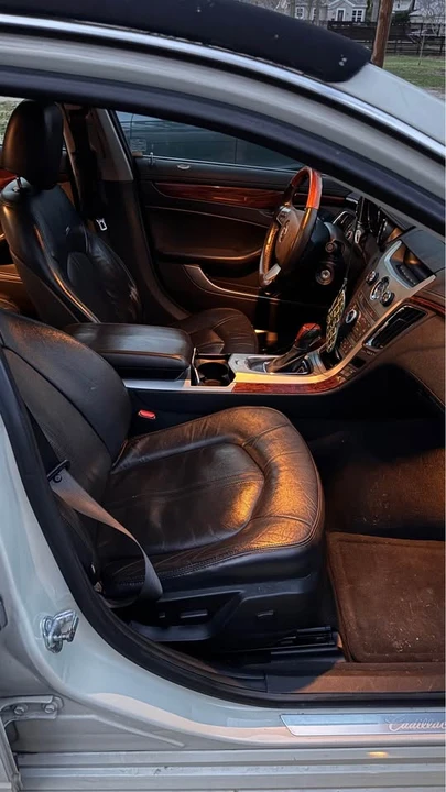 2010 Cadillac CTS 2nd Gen - Image 8 of 10