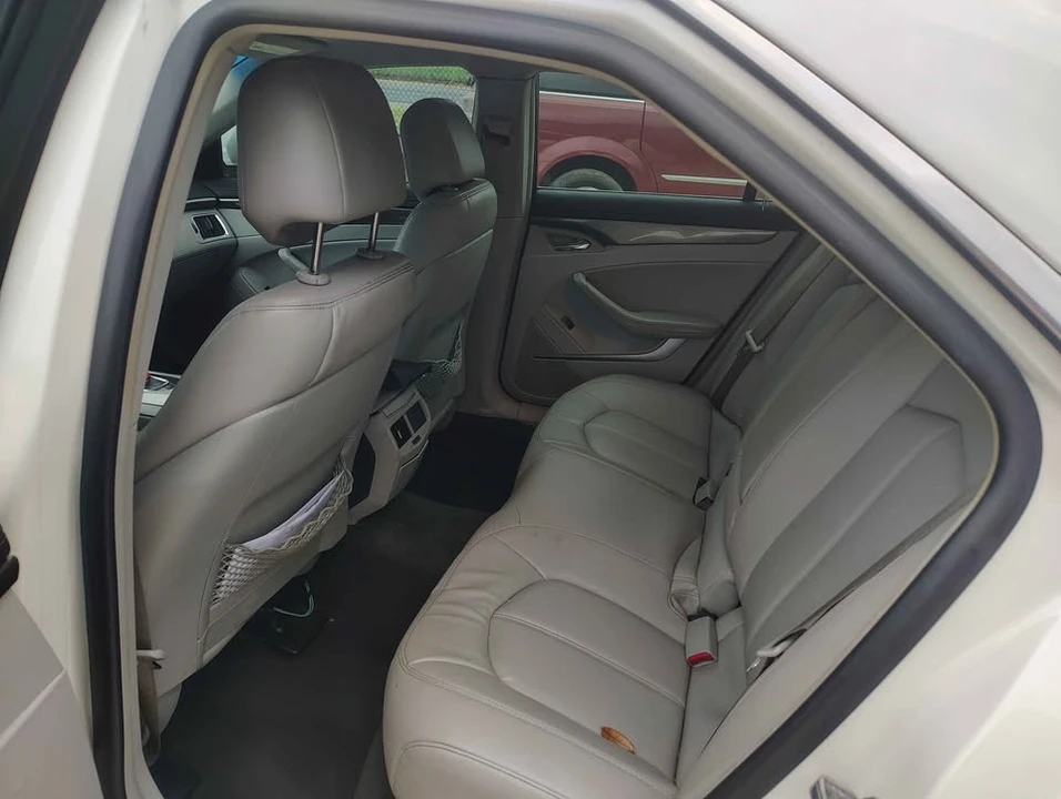 2010 Cadillac CTS 2nd Gen - Image 12 of 14