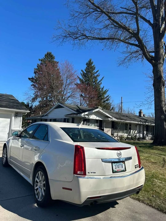 2010 Cadillac CTS 2nd Gen - Image 4 of 10