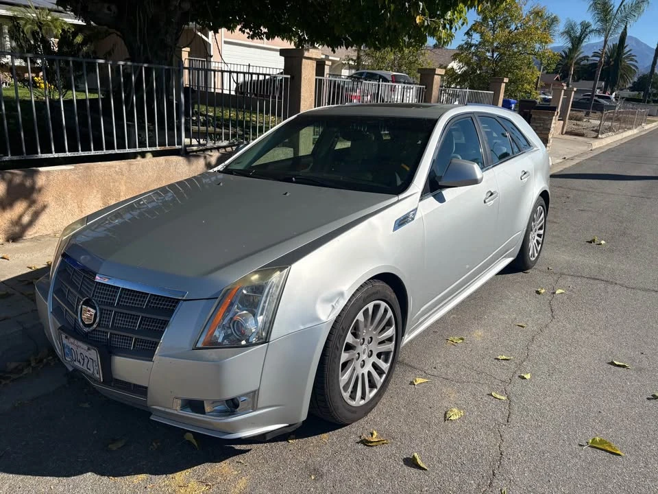 2010 Cadillac CTS 2nd Gen - Image 2 of 12