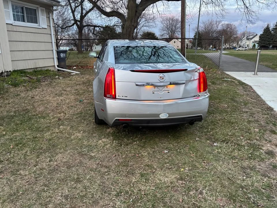 2010 Cadillac CTS 2nd Gen - Image 4 of 7