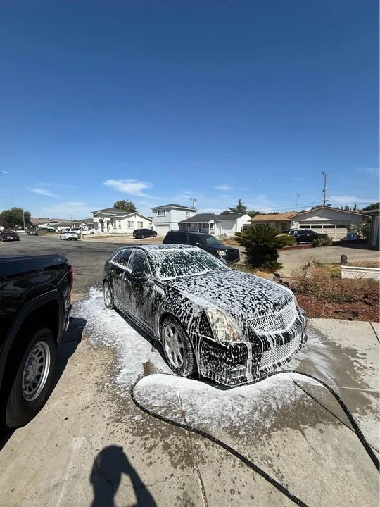 2010 Cadillac CTS 2nd Gen - Image 2 of 4