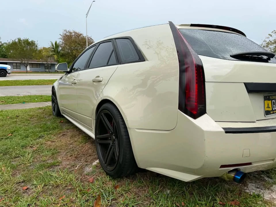 2010 Cadillac CTS 2nd Gen - Image 3 of 13