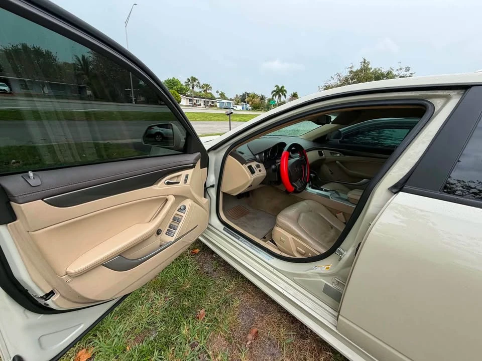 2010 Cadillac CTS 2nd Gen - Image 6 of 13