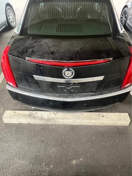 2010 Cadillac CTS 2nd Gen - Image 2 of 12