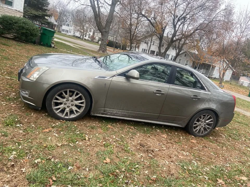 2010 Cadillac CTS 2nd Gen - Image 2 of 13