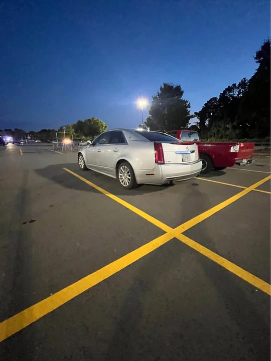 2010 Cadillac CTS 2nd Gen - Image 2 of 4