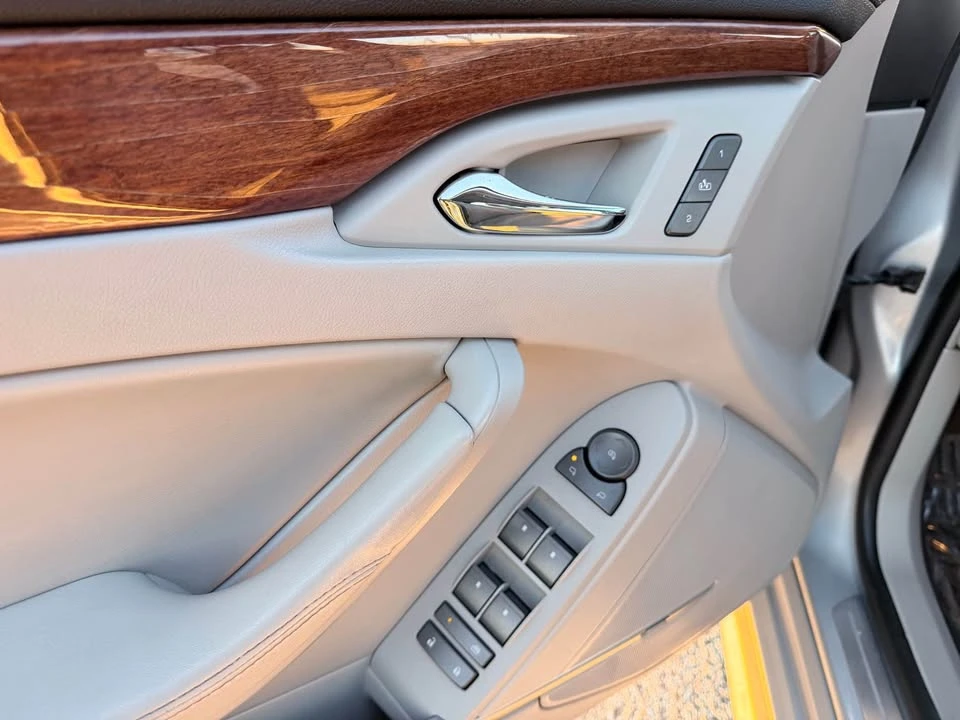 2010 Cadillac CTS 2nd Gen - Image 17 of 19