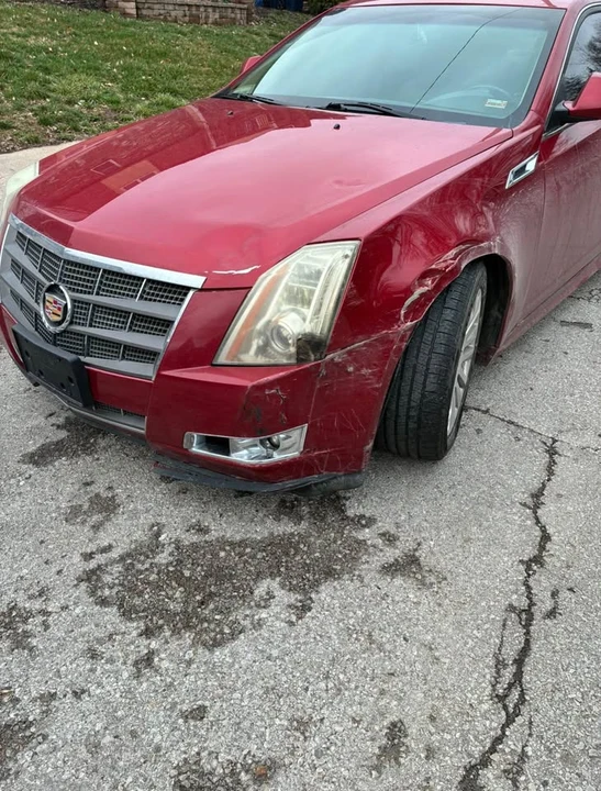 2010 Cadillac CTS 2nd Gen - Image 2 of 5