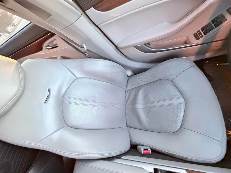 2010 Cadillac CTS 2nd Gen - Image 12 of 19