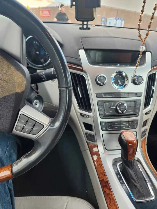 2010 Cadillac CTS 2nd Gen - Image 4 of 8