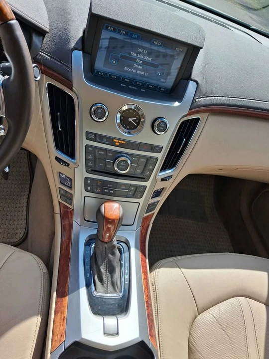 2010 Cadillac CTS 2nd Gen - Image 17 of 20