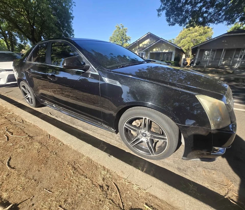 2010 Cadillac CTS 2nd Gen - Image 2 of 4