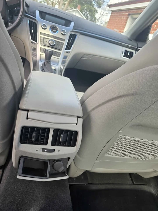 2010 Cadillac CTS 2nd Gen - Image 9 of 15