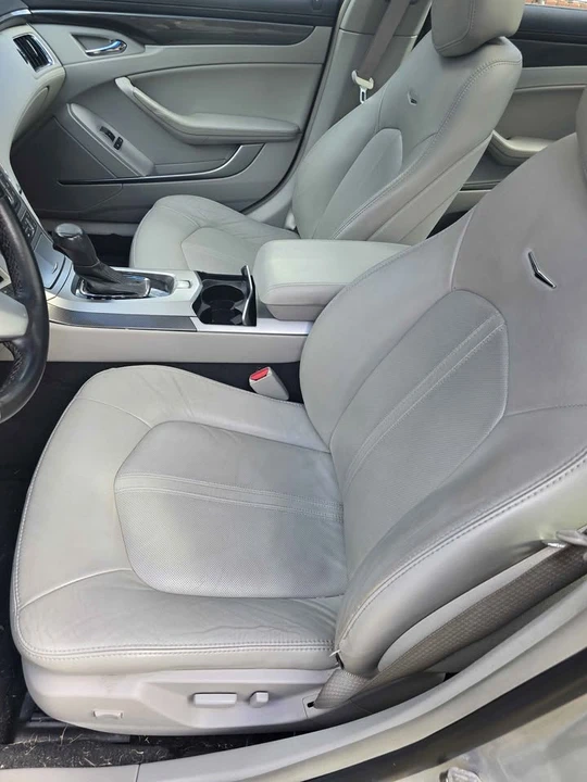 2010 Cadillac CTS 2nd Gen - Image 11 of 15