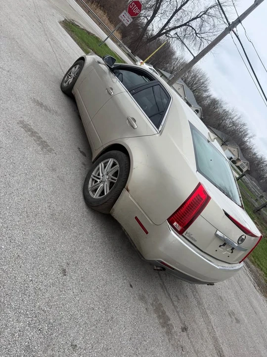 2010 Cadillac CTS 2nd Gen - Image 3 of 8