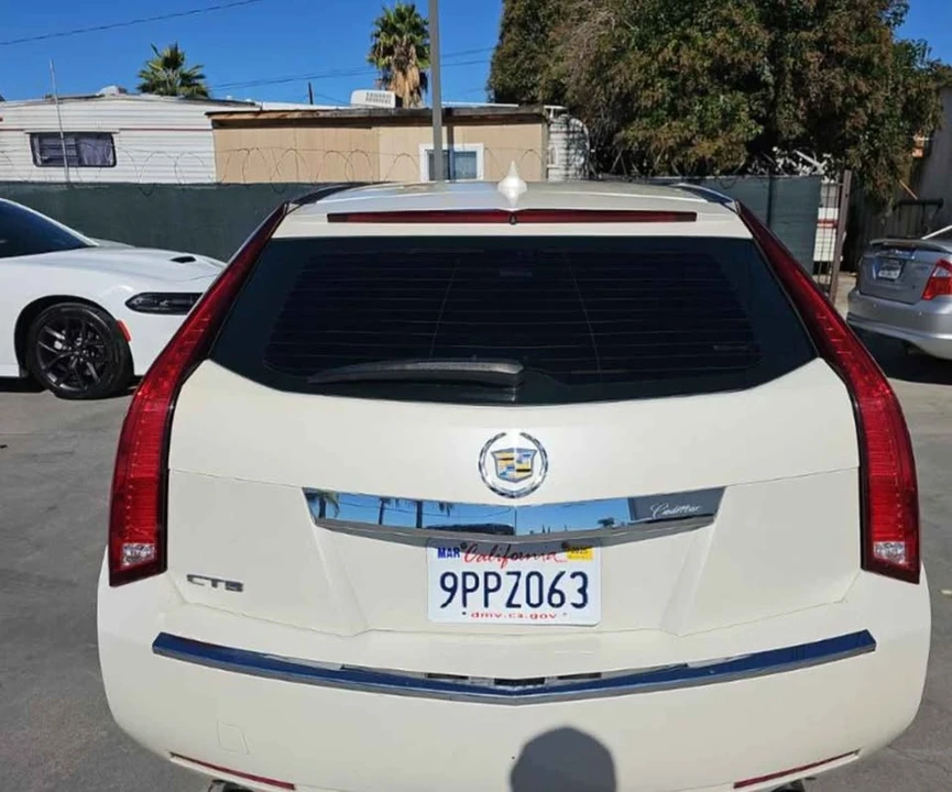 2010 Cadillac CTS 2nd Gen - Image 7 of 9