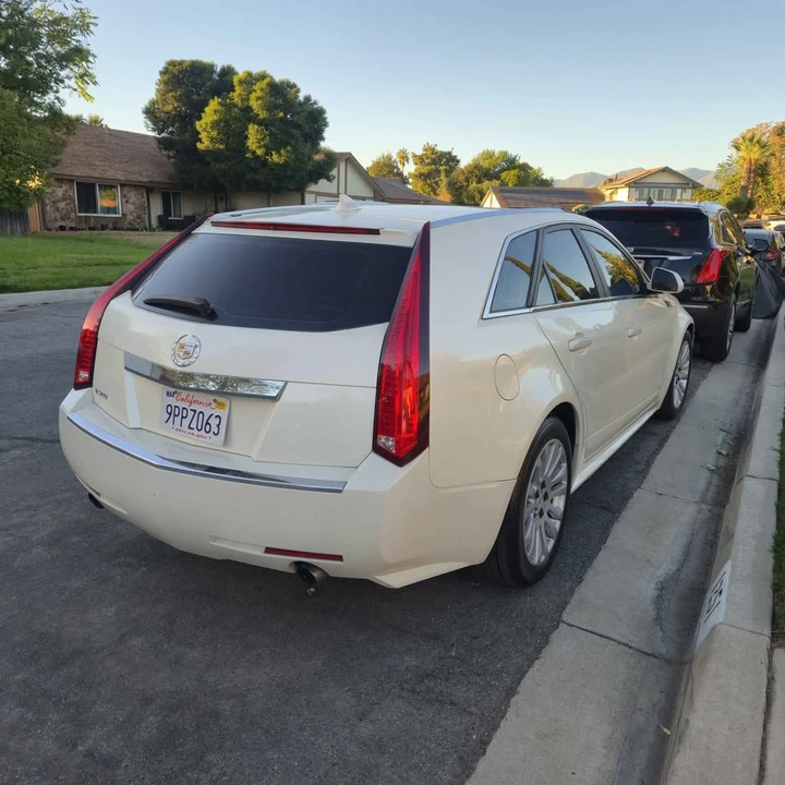 2010 Cadillac CTS 2nd Gen - Image 3 of 9
