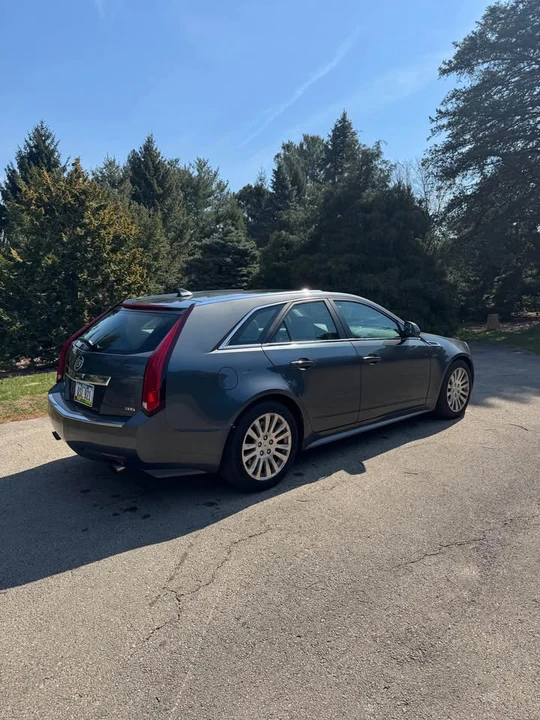 2010 Cadillac CTS 2nd Gen - Image 2 of 9