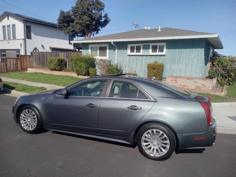 2010 Cadillac CTS 2nd Gen - Image 2 of 12