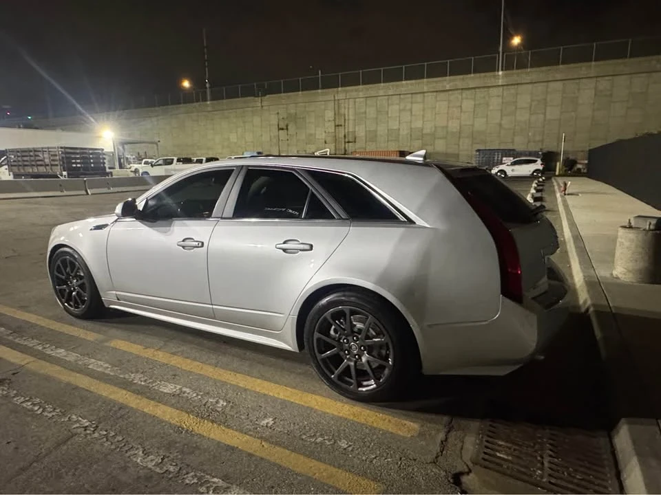 2010 Cadillac CTS 2nd Gen - Image 3 of 12
