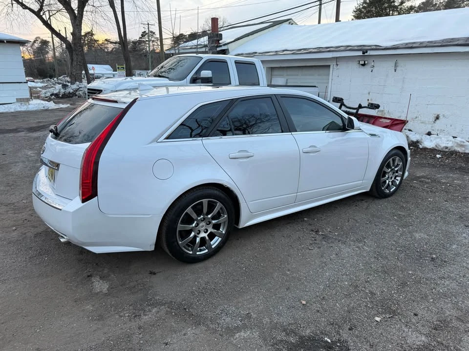 2010 Cadillac CTS 2nd Gen - Image 2 of 5