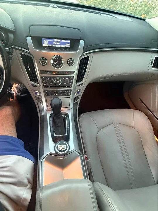 2010 Cadillac CTS 2nd Gen - Image 7 of 9