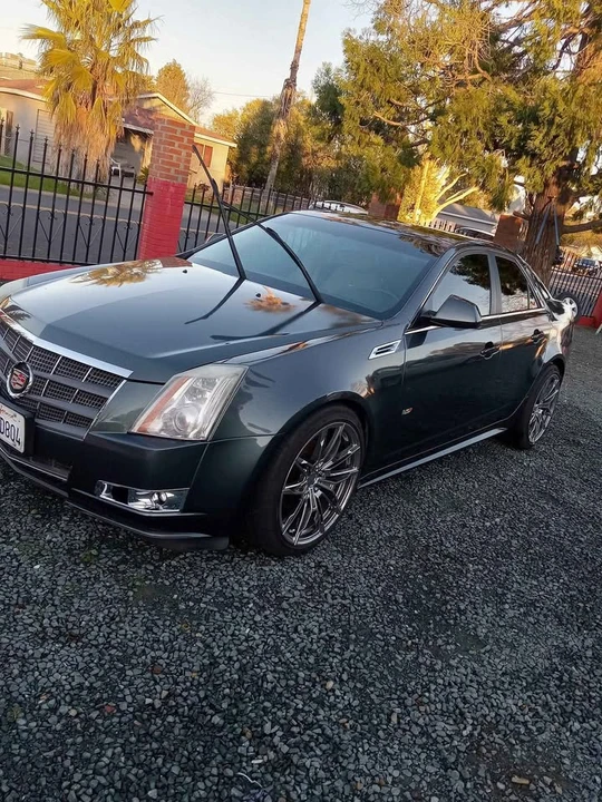 2010 Cadillac CTS 2nd Gen - Image 2 of 5