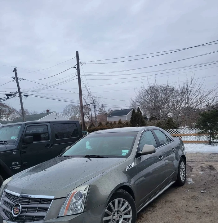 2010 Cadillac CTS 2nd Gen - Image 2 of 3