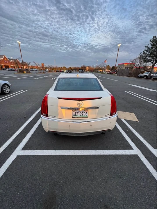 2010 Cadillac CTS 2nd Gen - Image 11 of 15