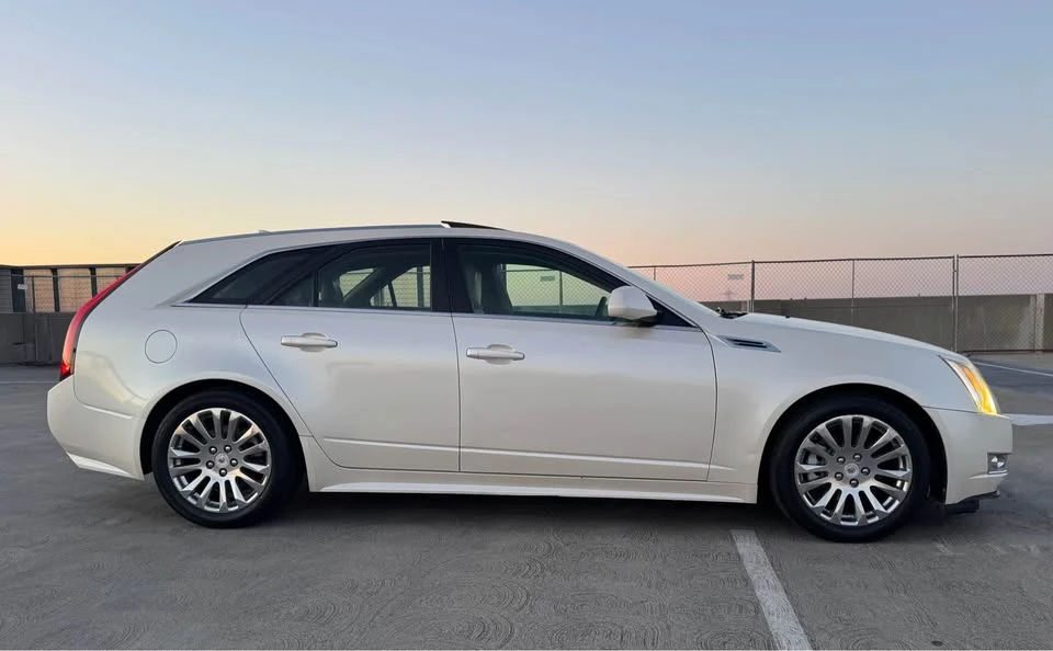 2010 Cadillac CTS 2nd Gen - Image 2 of 10