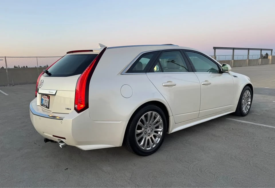 2010 Cadillac CTS 2nd Gen - Image 3 of 10