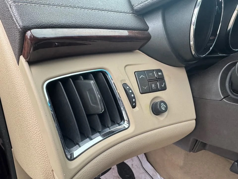 2010 Cadillac CTS 2nd Gen - Image 13 of 20