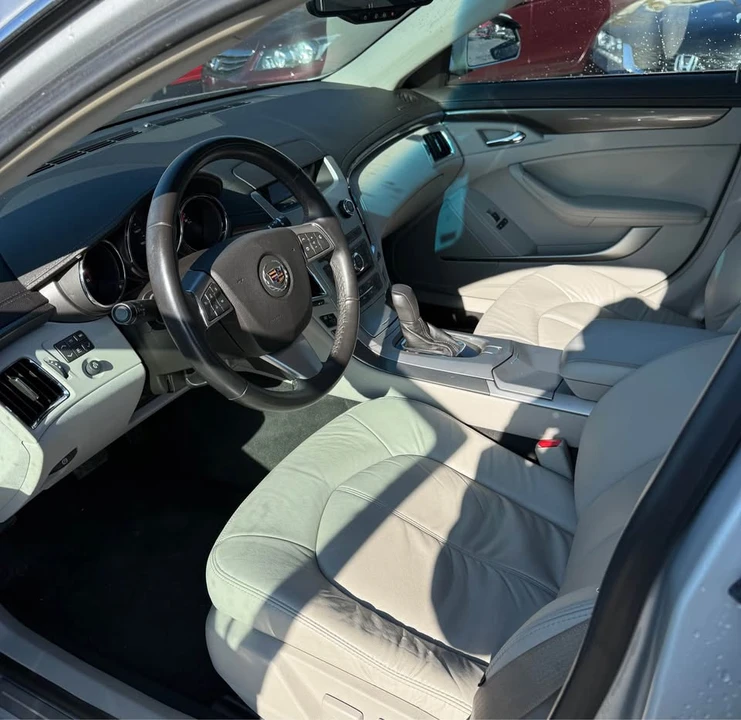 2010 Cadillac CTS 2nd Gen - Image 8 of 10