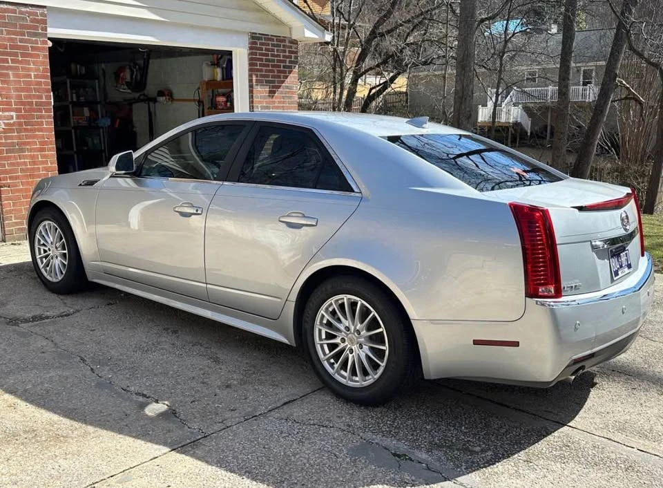 2010 Cadillac CTS 2nd Gen - Image 3 of 9