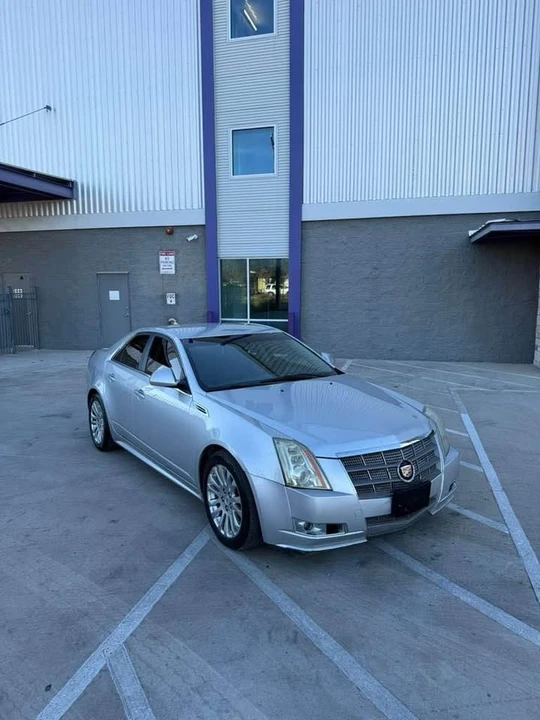 2010 Cadillac CTS 2nd Gen - Image 2 of 14